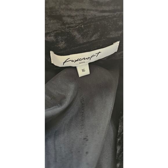 Foxcroft Long Sleeve Button Front Velvet‎ Tunic Top Women Size 16 Black Relaxed - Picture 5 of 6